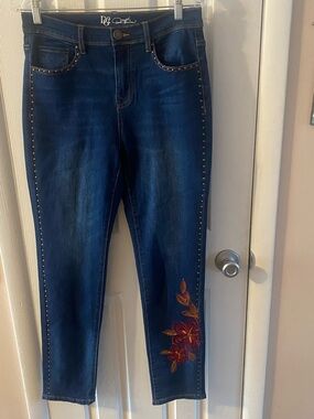 DG2 by Diane Gilman Dark Blue Embroidered And Studded Women’s Jeans